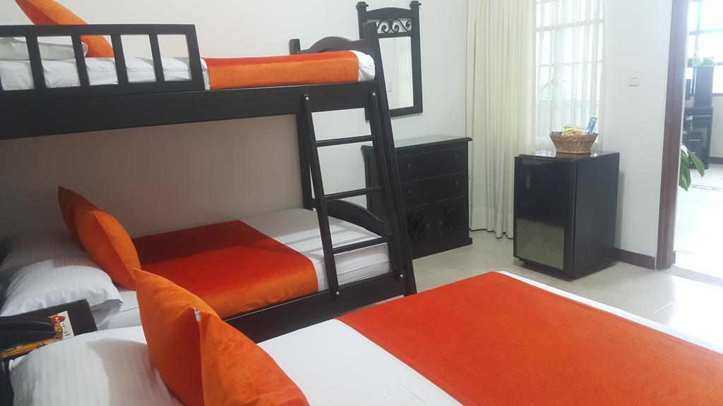 Hotel Colonial Перейра Екстериор снимка
