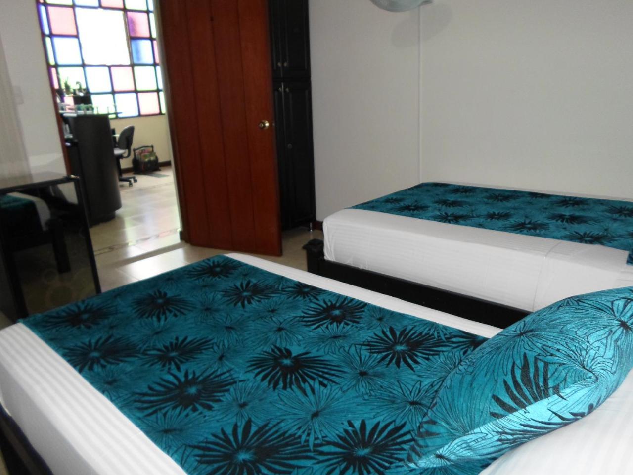 Hotel Colonial Перейра Екстериор снимка
