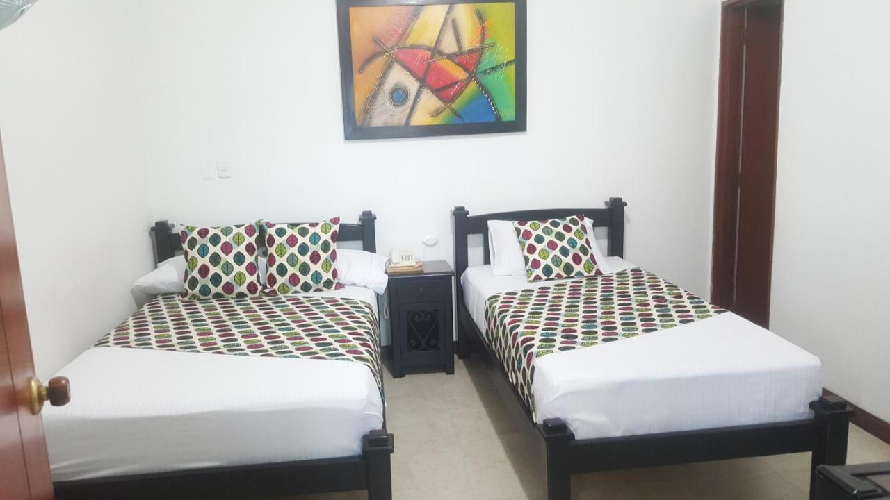 Hotel Colonial Перейра Екстериор снимка